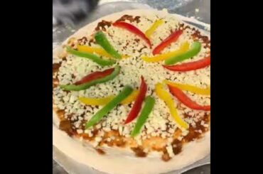 Italian Chilli masala wood baked pizza | Delhi street food | lollipop food #foodblog #yummy #tasty