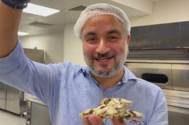 Pinza: A Different Pizza, A Unique Experience! Trying it with Zaatar...