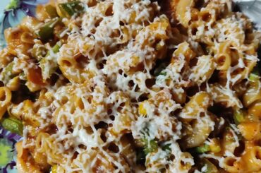 Veg pasta|Easy pasta recipe #foodlove #pastaeasyrecipe #italian #foodie #sinfulfoodie #love #Pasta