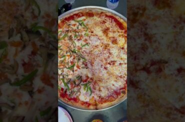 Pizza half and half! #cheese #pizza #italian #wholepie #cheesepizza #food #indian #newjersey