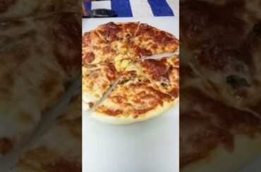 Italian Pizza #food #italian #pizza #shorts