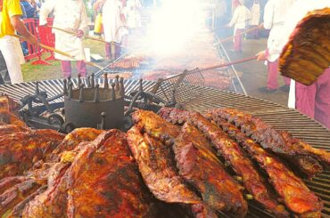 Biggest Ribs Grill in Europe, Pork Knuckles, 300 meters Cake, Burgers and more. Italy Street Food