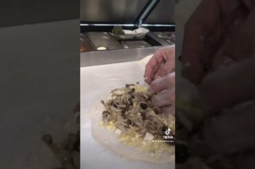 How to Make Funghi Pizza #shorts #pizza #bayarea #italianfood #sfpizza