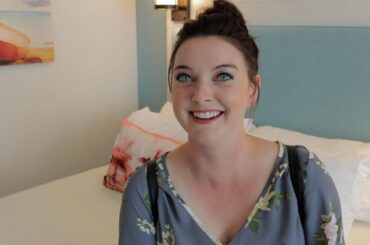 Exploring Sapphire Falls On A Rainy Evening And Having Dinner At Vivo Italian Kitchen In CityWalk!