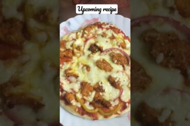 Quick easy homemade pizza #italian #italianfood #yummy #tasty #delicious #trending #homemade #easy