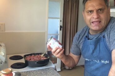 Kai- Italian Sauce & Fettuccine: Pt 4- Add Meat