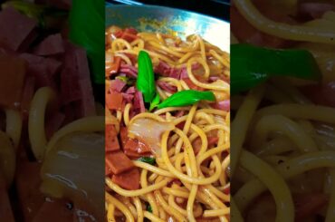 Italian Pasta With Basil Leaves | Easy Quick Italian Pasta | How to cook Italian Pasta