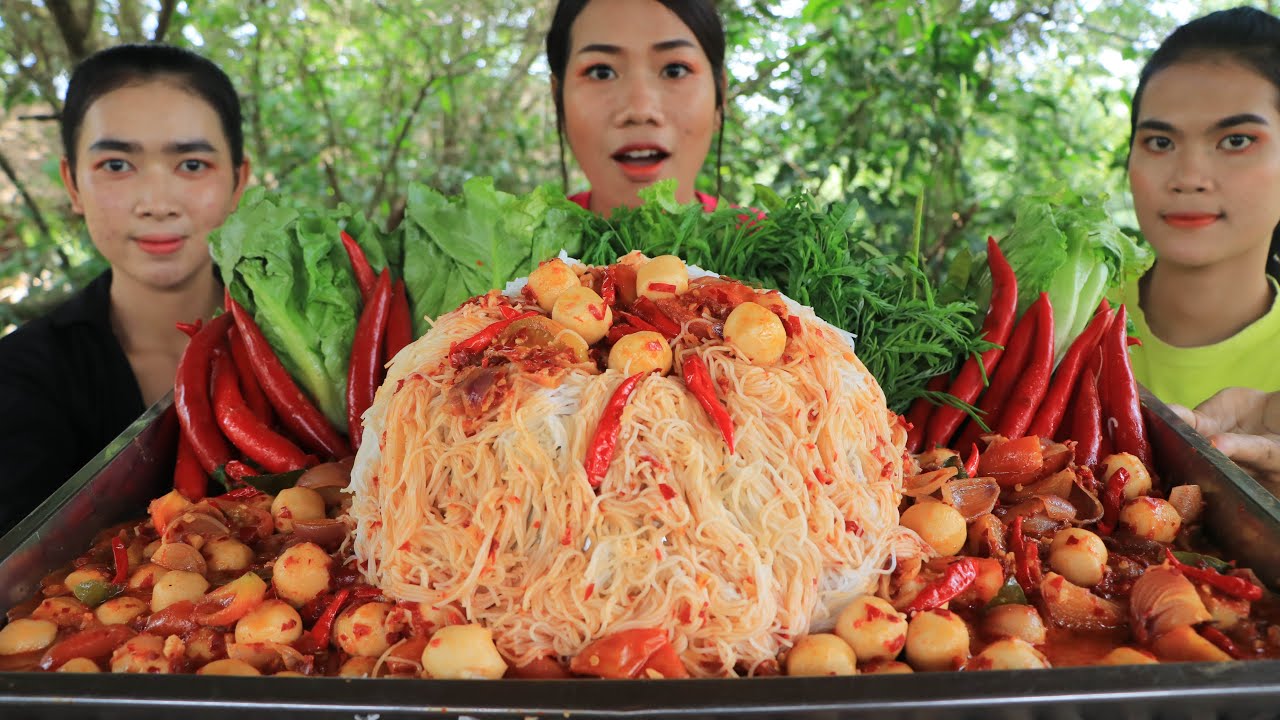 Yummy cooking noodle with tongyum meatball recipe – Cooking and eating Yummy cooking noodle with tongyum meatball recipe - Cooking and eating