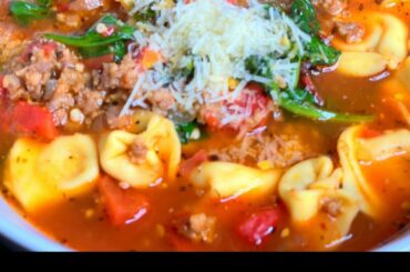 #tortellinisoup #souprecipes TORTELLINI SOUP| Italian sausage tortellini soup| Soup recipes #fall