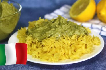 Protein-packed Italian Pesto sauce! A keto recipe!