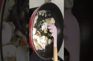 Italian Style Spaghetti #italianfood#shorts#youtubeshorts#italianstylespaghetti#spaghetti