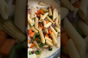 White Pasta Recipe | Creamy White Pasta Sauce | Pasta Recipe | White Pasta | Yummy Pasta  #Shorts