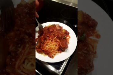 SPAGETTI MEATBALLS BOLOGNESE PASTA ITALIAN
