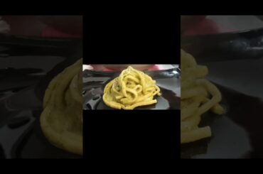 Fresh pasta with Zucchini paste.#pakistani #italy #italianfood