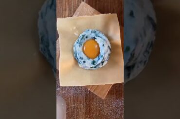 San Domenicos Uovo in Raviolo #digitaleats #eggyolk #uovo #raviolo #italianfood #chef #tagliatelle