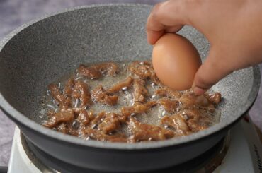 Amazing Beef Cheese Omelette ! Cook Omelette this way it's so delicious #Shorts