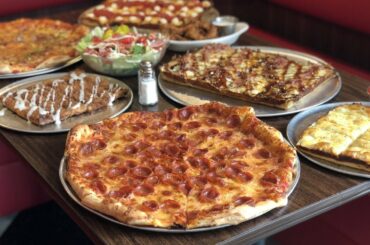 Dine in the D: Frank’s on Live in the D