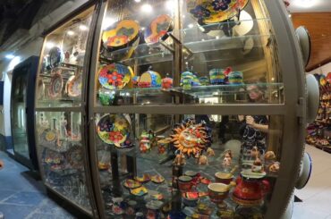 Italy - Discovering Shops & Restaurants of Tropea - Episode 5