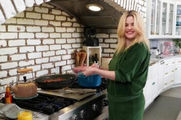 Selena + Chef | Season 3 | Episode 5 | Clip 3