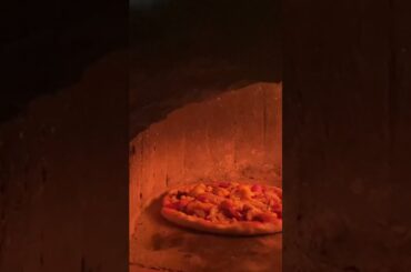 Pizza with  homemade stone oven #pizza#italianfood #brickoven  #seafoodpizza