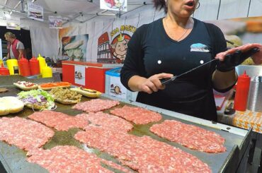 Italy Street Food. Roasting Tons of Ribs, Whole Porks, Huge Hamburgers and more Food