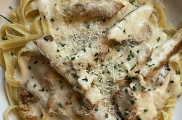 The Truth About Olive Garden's Chicken Alfredo