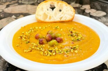 Best PUMPKIN SOUP recipe - homemade in Italy (crema di zucca) #pumpkinsoup