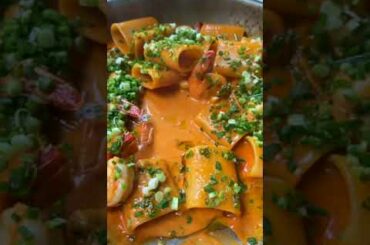 Making friends as an adult (ft. Gochujang Pasta)