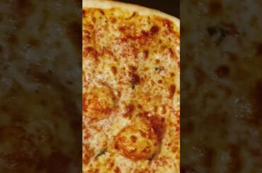 #pizza #pizzalover #delicious #yummy #italianfood #italy #europe #love #favourite