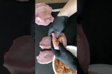 Cooking fast food so yummy, Italian sausages stuffed Pork chops #shorts