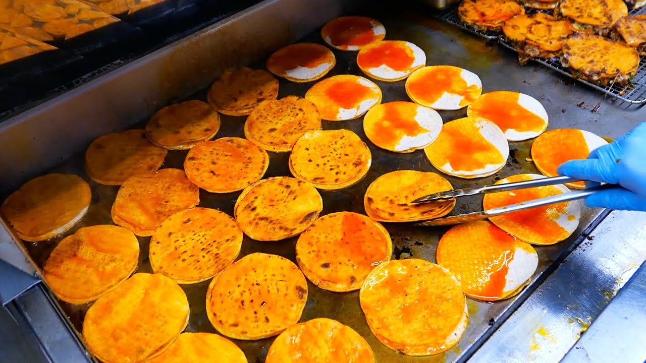 Mexican Street Food – The BEST BEEF BIRRIA TACOS in NYC! Birria Landia Mexican Street Food - The BEST BEEF BIRRIA TACOS in NYC! Birria Landia