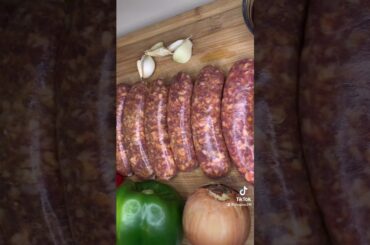 Italian Sausage and Peppers in under a minute and a half. WARNING SPICY!!