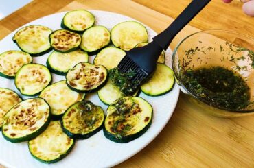I have never eaten such delicious zucchini! Italian recipe of garlic zucchini