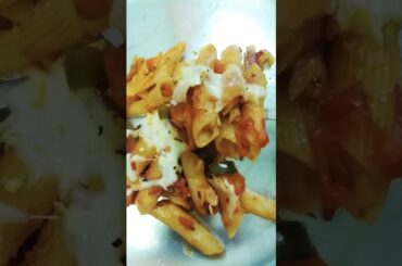 #bakedpasta #italian #food #shorts #delicious #cheese #cheesy #pasta #cheesypasta