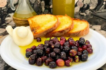 FRESH OLIVES MEET FRESH PRESSED OLIVE OIL IN THE PAN #olionuovo made in Italy