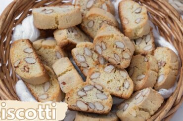 Italian Almond Biscotti Recipe | CANTUCCI