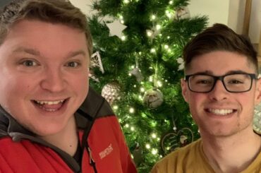 OUR FIRST CHRISTMAS LIVE STREAM! | Ryan And Aiden