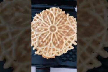 Italian pizzelle cookies are delish! Also works perfect  Subscribe Please  Health Cluster #Shorts #y