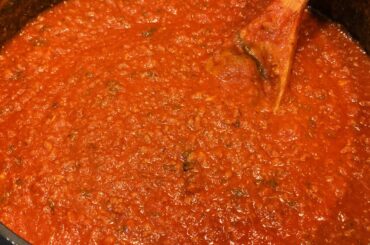 Traditional Italian Meat Sauce Recipe | Classic Bolognese Sauce | Spaghetti and Meat Sauce