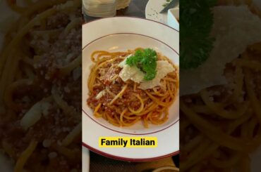 Family Italian Restaurant | Sole Mio #shorts