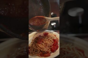 newly cooked spaghetti#italian food#yammy pasta#shorts