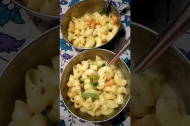 white sauce pasta ! #foodies #ytshorts #shorts #whitesaucepasta #pasta #indianfood #italianfood