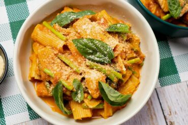 Homemade Italian Pasta - RIGATONI A LA VODKA WITH CHICKEN AND ASPARAGUS | Recipes.net