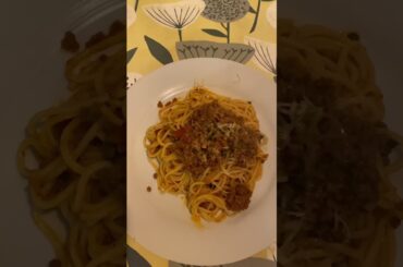 Speghetti Bolognese #shorts #youtubeshorts #Recipes #italianrecipes #italianfood