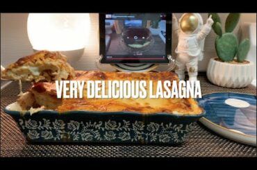 DELICIOUS LASAGNA RECIPE WITH URDU/ENG SUB | ITALIAN CLASSIC LASAGNA RECIPE | CASSEROLE RECIPE
