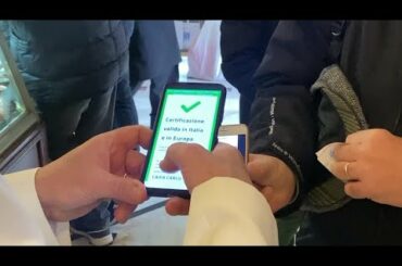 Italy extends COVID vaccine mandate to everyone over 50