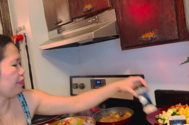 MULTI TASK COOKING with recipe,ITALIAN SAUSAGE and PEPPERS ,JAPANESE HIBACHI,CHEESE BURGER.Part 1