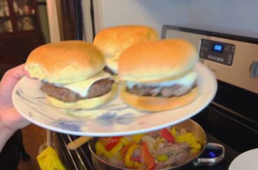 MULTI TASK COOKING PART 2  RECIPE.ITALIAN SAUSAGE,JAPANESE HIBACHI,CHEESE BURGER.