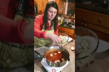 SIMPLE Homemade ITALIAN PASTA SAUCE #food #italianfood #foodie #foodinsider #recipes #recipes_easy