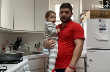 Spaghetti alle vongole (Campania style) authentic recipe by chef Gino.